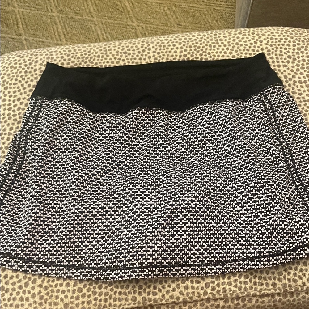 Lululemon patterned tennis skirt